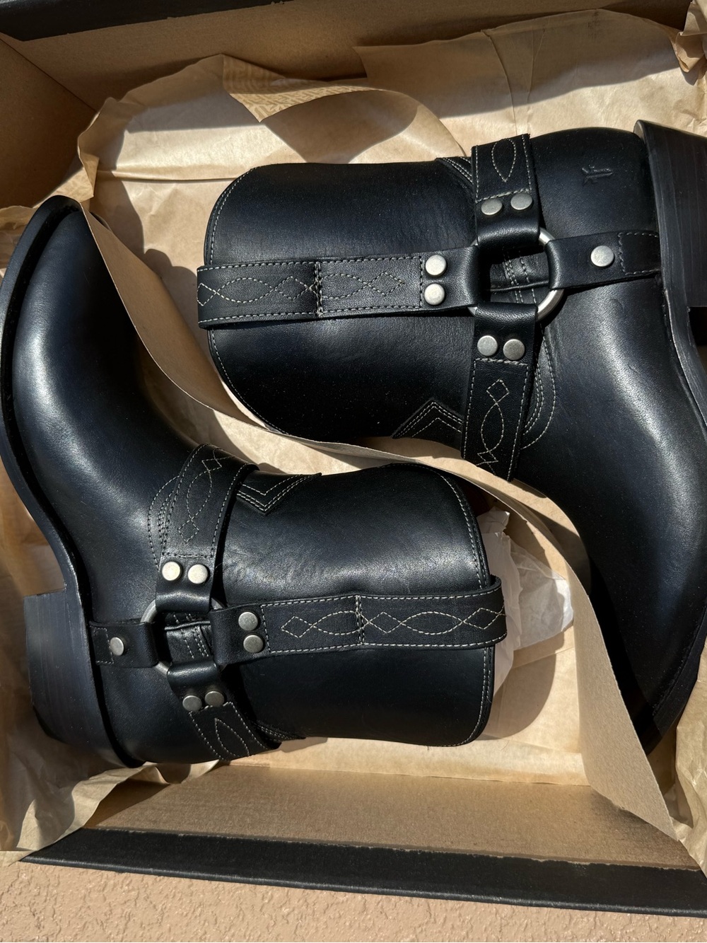 Frye Black Billy Short Harness Boot IN ORIGINAL BOX NEVER WORN